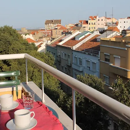 Apartment Shortstayflat Graca Lisbon